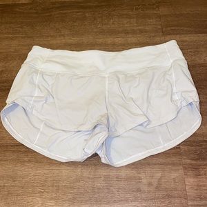 White lululemon speed up 2.5” shorts